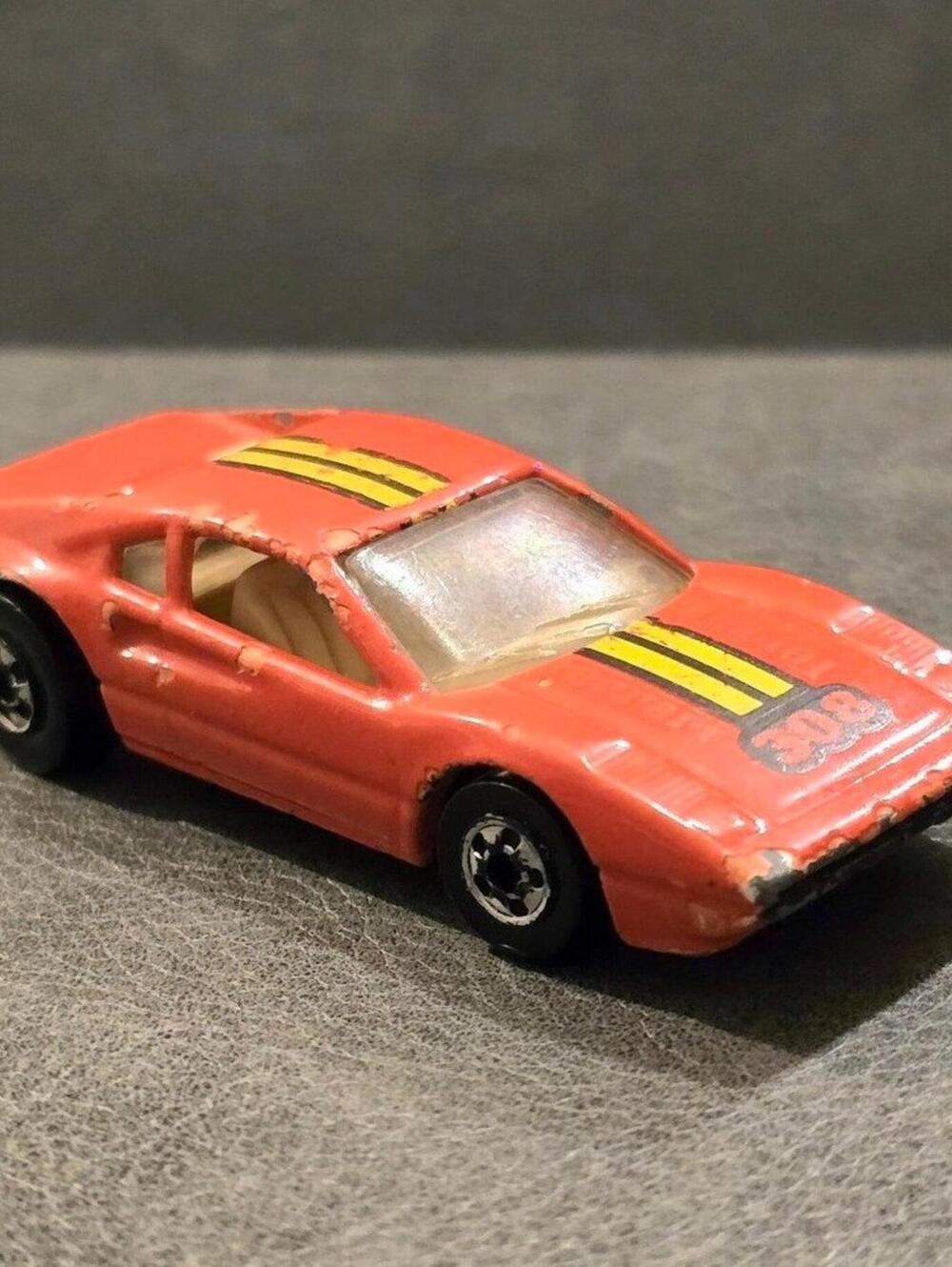 Hot Wheels 1988 Racebait 308 Automagic Diecast Car Toy